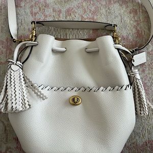 Cream Coach Bucket bag purse 🐚